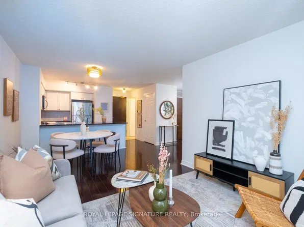 30 Grand Trunk Cres #Penthouse 03, Toronto, ON M5J 3A4