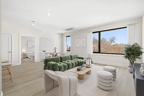 4525 Bergenwood Ave Photo 1