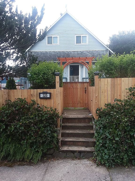 325 8th Ave, Seaside, OR 97138 Zillow