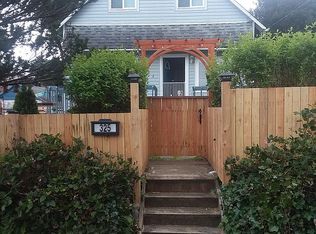 325 8th Ave, Seaside, OR 97138