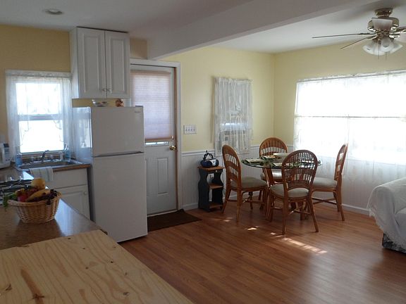 2nd image of 31 14th Avenue