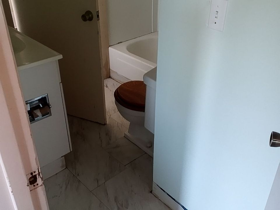 1st image of 165 Barnacle St #523