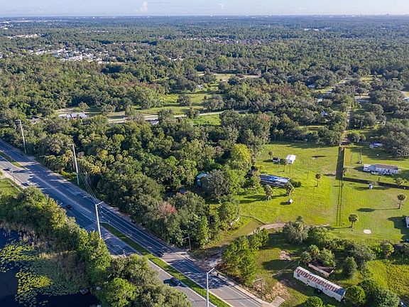 3rd image of 302 Ronald Reagan Pkwy