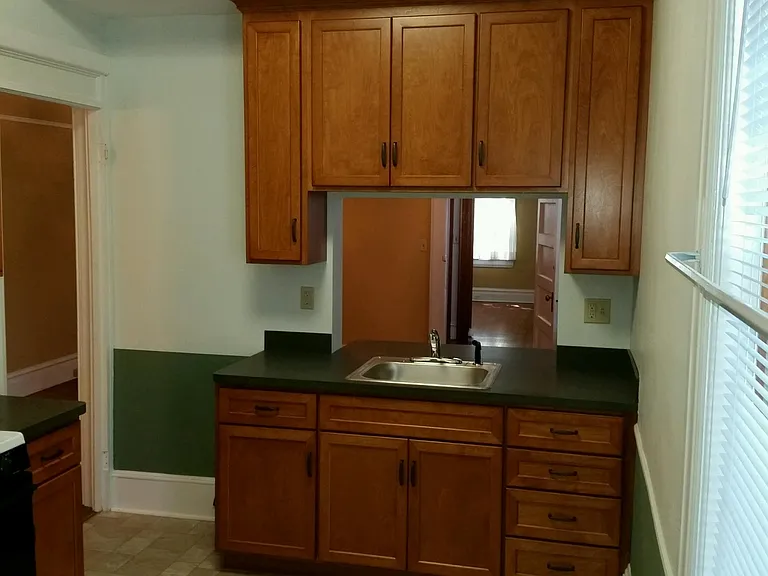 256 Bushkill St #1 — Photo 6