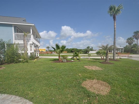 4th image of 250 Debbie Ln