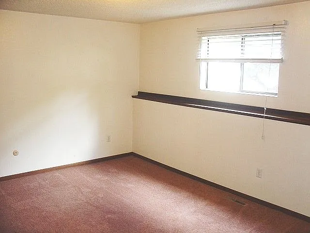 942 Avenue C #SEE DESCRIPTION — Photo 4