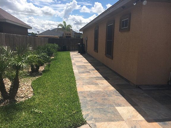 3rd image of 3205 Crimson Ave