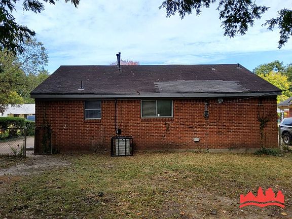 3rd image of 4095 Kenosha Rd