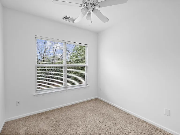 2252 Vision Dr — Photo 23