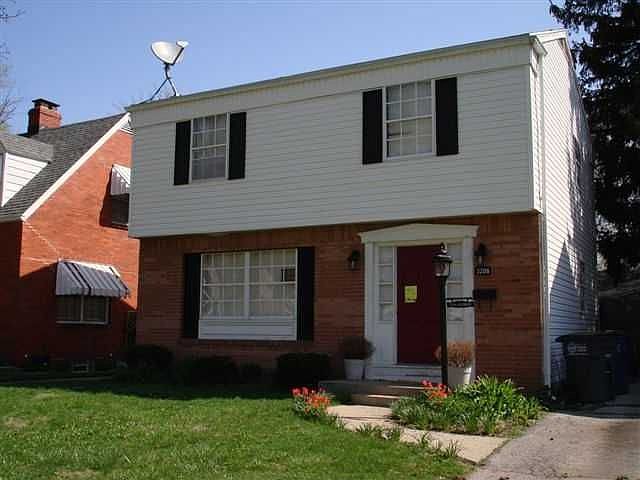 1st image of 3206 Algonquin Pkwy