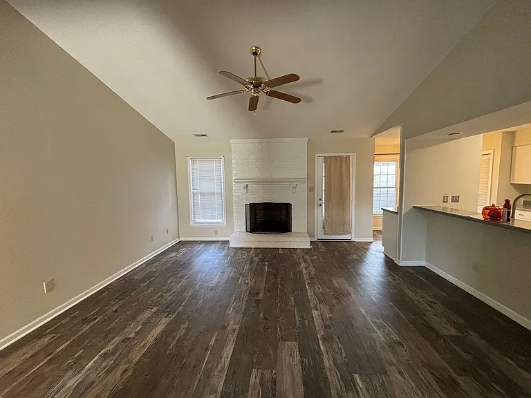 5405 Beretta Way — Photo 20