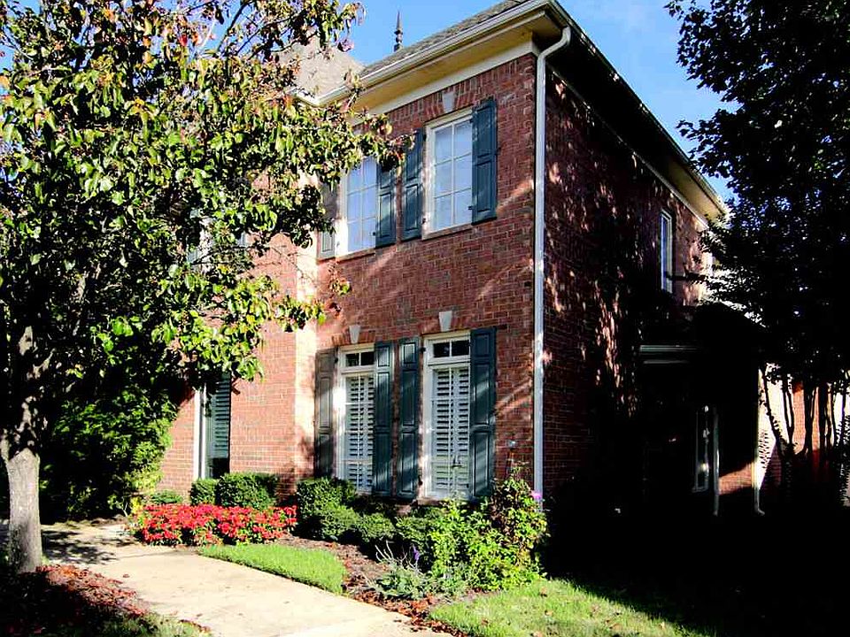 1st image of 831 Schilling Farm Cir W