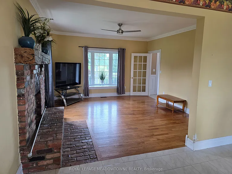 13727 Creditview Rd — Photo 10