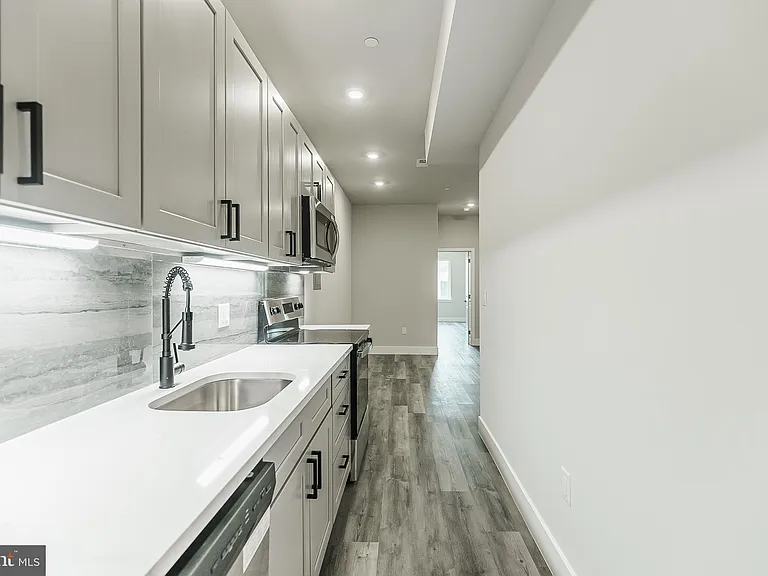 3608 Melon St #3 — Photo 1