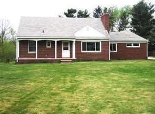 742 Akron Rd, Wadsworth, OH 44281