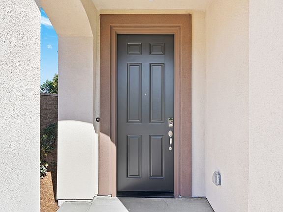 4th image of 28004 Melrose Dr
