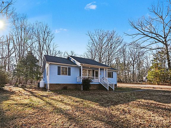 2nd image of 3717 Walker Rd