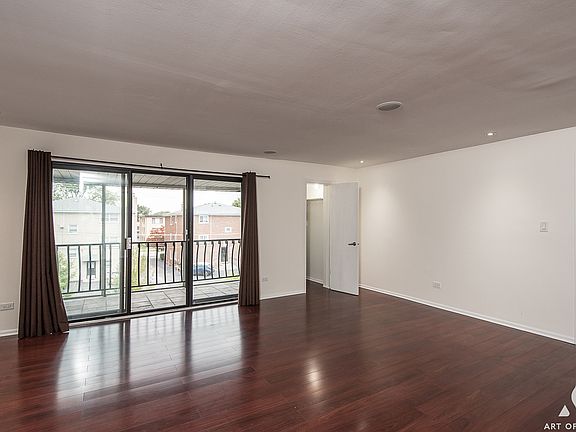 4th image of 10910 S Kilpatrick Ave #3SW