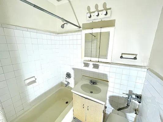 Rented by Corcoran | media 9