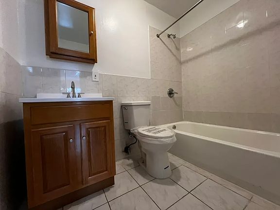 3rd image of 8084 Cypress Ave #3