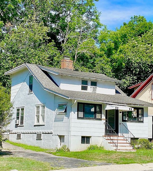 1st image of 1207 Main St