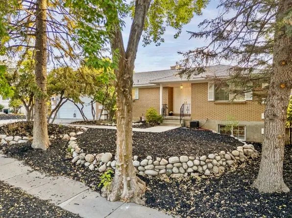 8796 S Hidden Oak Dr #1, Salt Lake City, UT 84121