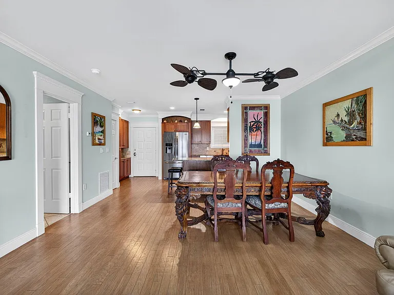 1630 Seaway Dr #304 — Photo 12