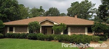 Front view
						:
						Imported brick. Side garage. At the end of cul-de-sac.
Marbeline columns.
