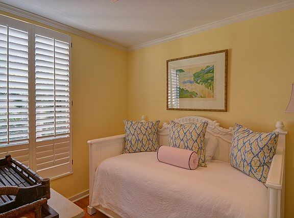 4th image of 1004 River Club Dr