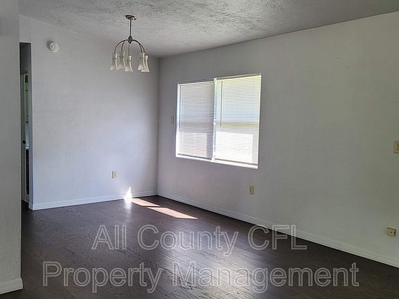 4th image of 4611 Drexel Ave