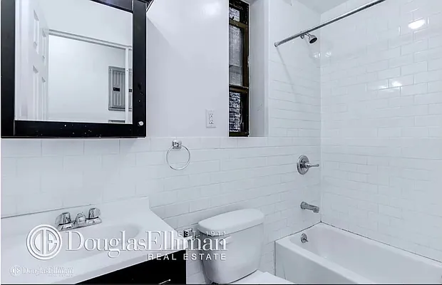 Rented by Douglas Elliman | media 14