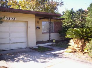 3202 Fruitwood Ln, Jacksonville, FL 32277