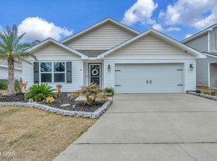 108 Crenshaw St, Southport, FL 32409