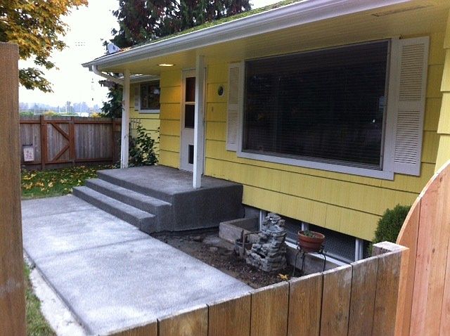 1st image of 5111 Pioneer Way E