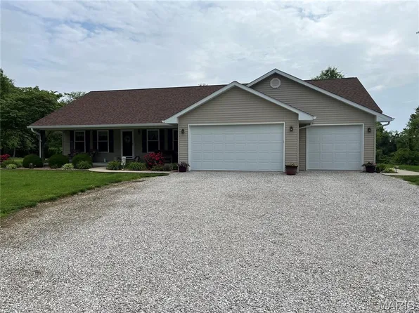 3947 Lower Saxtown Rd, Waterloo, IL 62298