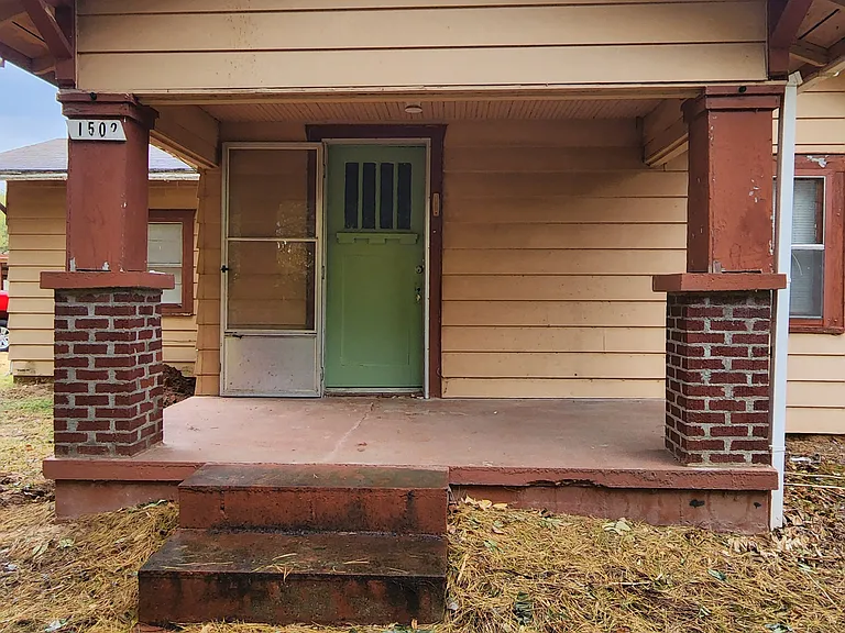 1502 S Florida Ave — Photo 1