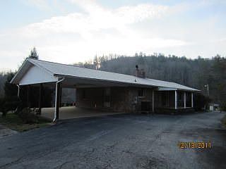 2nd image of 40 Lawrence Hollifield Dr