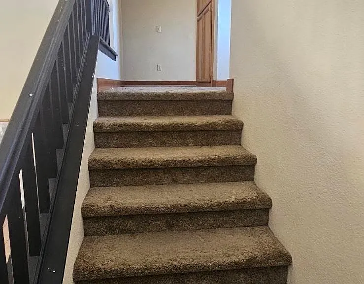 1981 Gordon Verner Cir — Photo 14