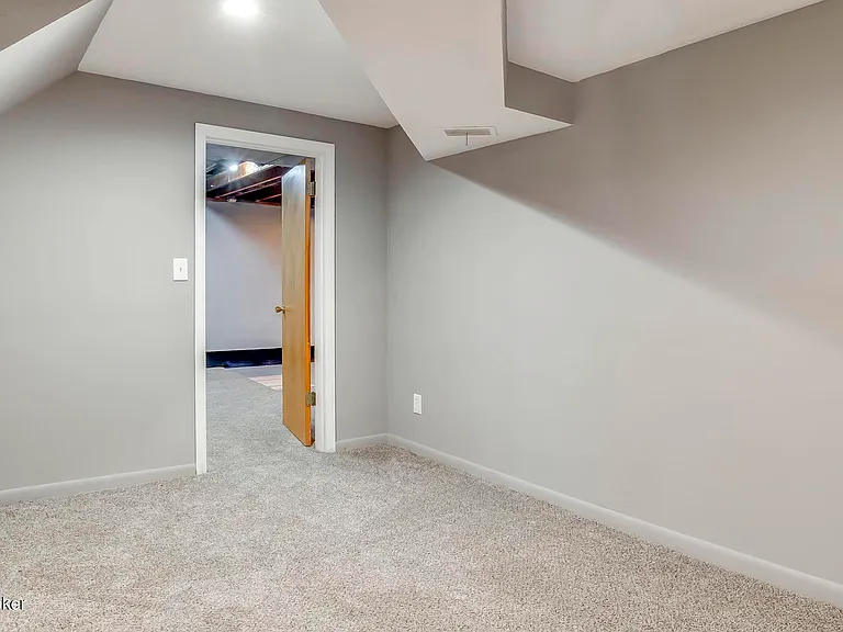 3608 Hanover Rd — Photo 37