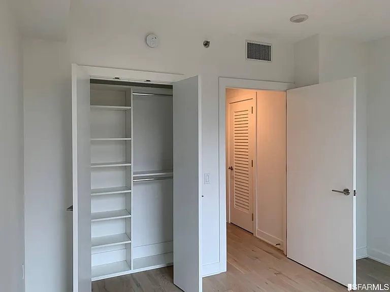 201 Folsom St #7G — Photo 13