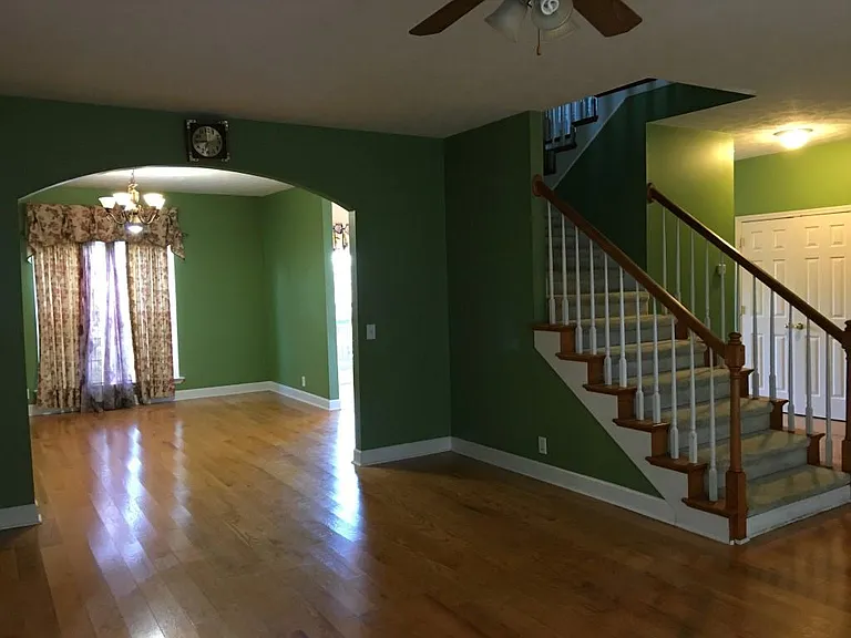 7245 Sugarloaf Dr — Photo 3