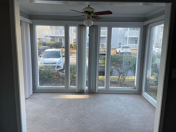 5th image of 1003 Augusta Dr