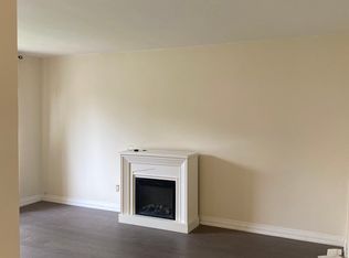 17 Boem Ave #2, Toronto, ON M1R3S9