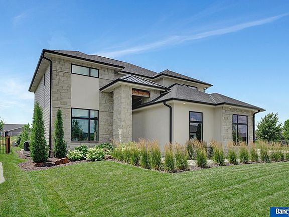 5th image of 9601 Andermatt Dr