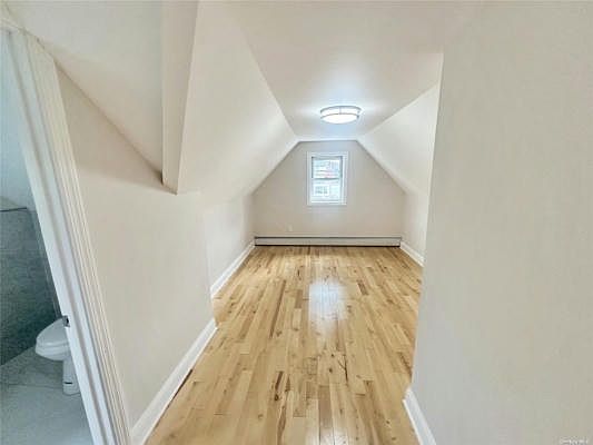 4th image of 30-0 Spencer Pl