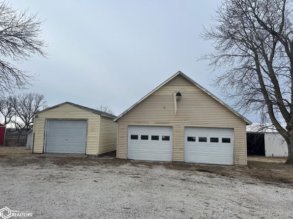 1543 Vincent Ave, Vincent, IA 50594
