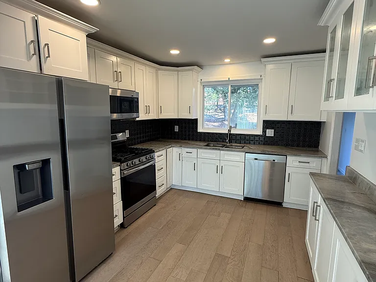1440 W Square Lake Rd — Photo 7