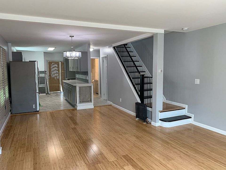 1st image of 91-16 214th St