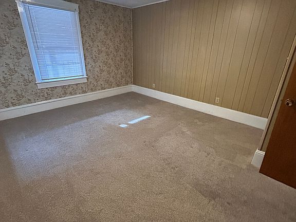 5th image of 638 6th St #1