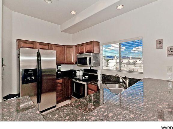 3rd image of 420 S Acoma Blvd #11